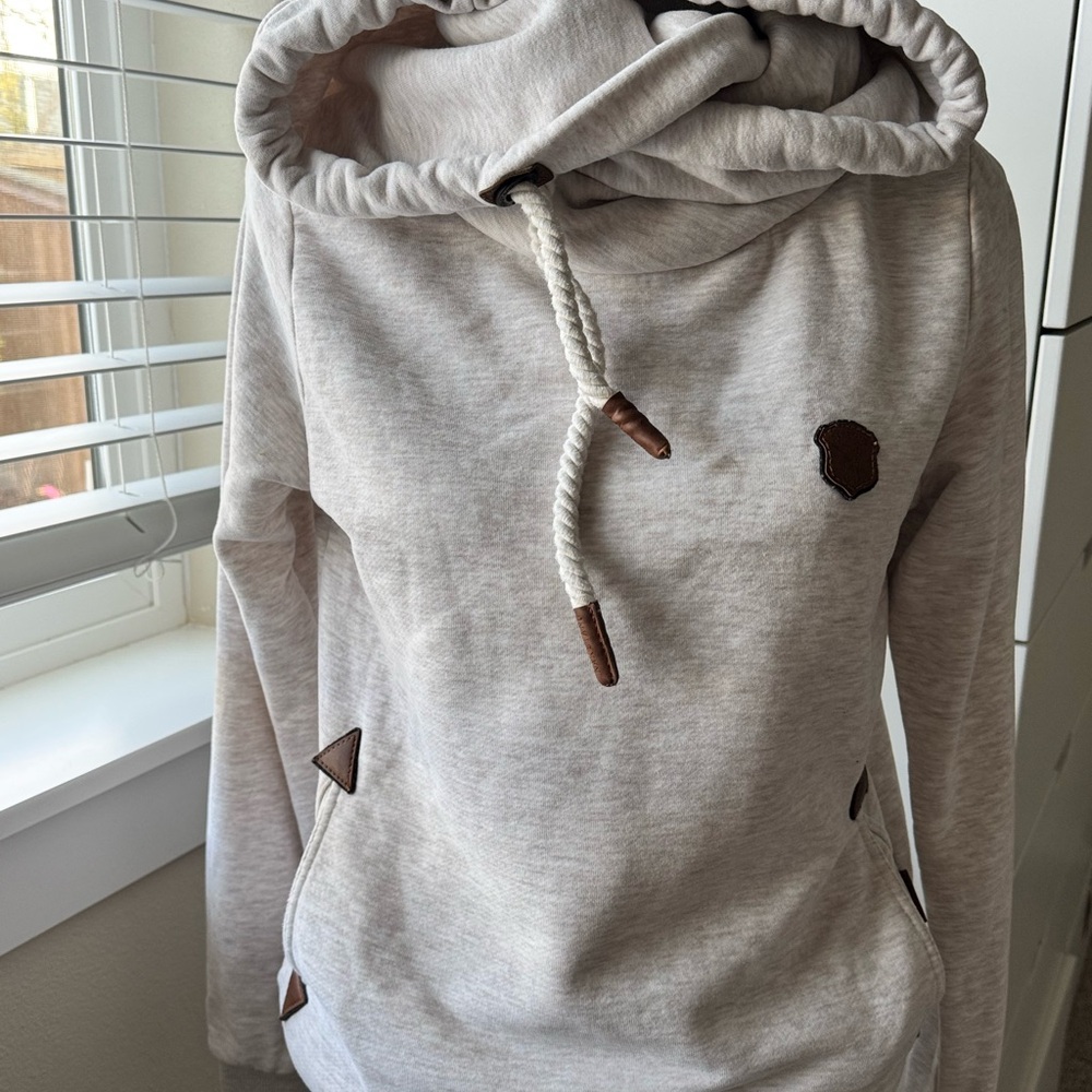 NAKETANO BRAVE NEW WORLD PULLOVER
SZ L - Picture 7 of 10